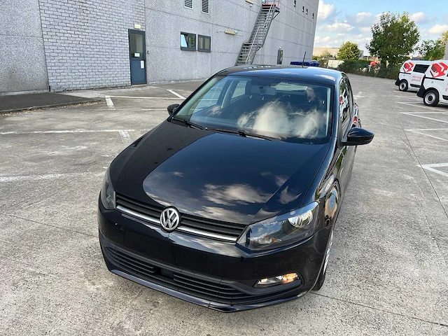 Volkswagen - 2017 - polo - personenauto - afbeelding 15 van  20