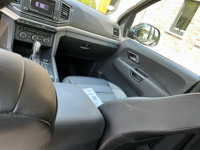 Volkswagen - amarok - car - 2021 - afbeelding 10 van  26