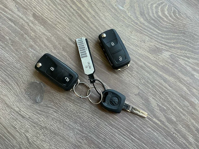 Volkswagen - amarok - car - 2021 - afbeelding 19 van  26