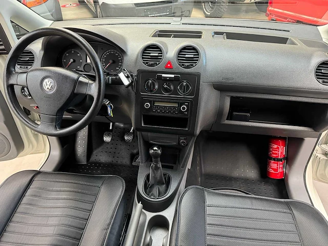 Volkswagen - caddy - 2kn-bdj - bedrijfswagen - afbeelding 10 van  26