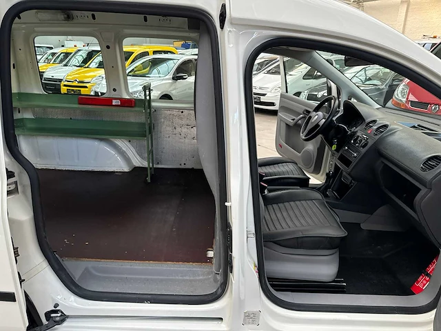 Volkswagen - caddy - 2kn-bdj - bedrijfswagen - afbeelding 13 van  26