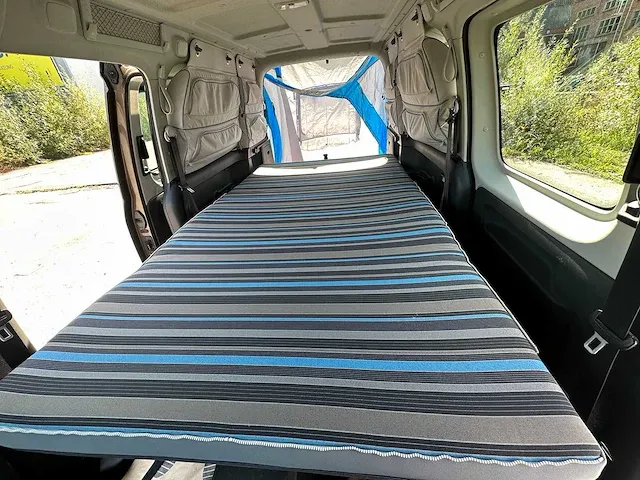 Volkswagen - caddy - beach - camper - afbeelding 6 van  14