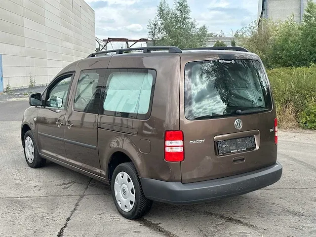 Volkswagen - caddy - beach - camper - afbeelding 10 van  14