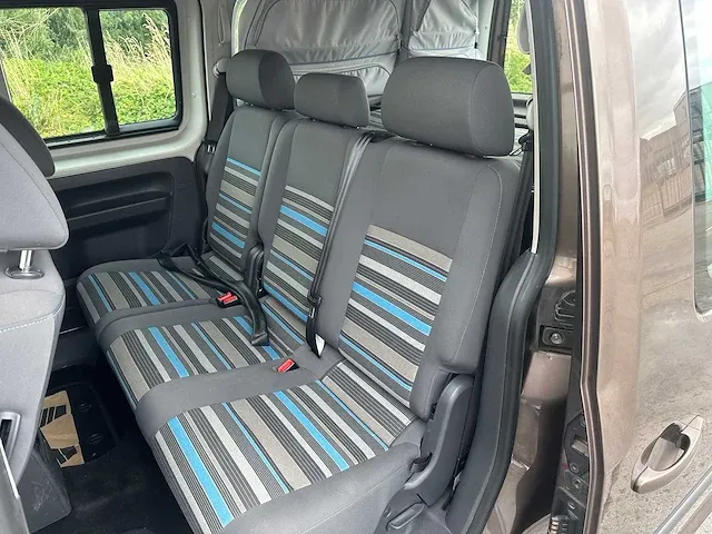 Volkswagen - caddy - beach - camper - afbeelding 13 van  14