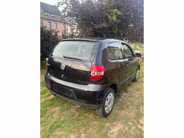 Volkswagen - fox - car - afbeelding 16 van  21