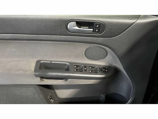 Volkswagen - golf - plus - personenauto - afbeelding 8 van  44