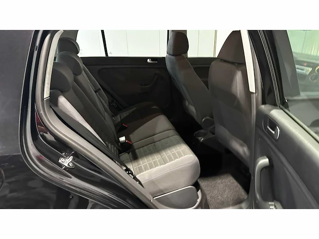 Volkswagen - golf - plus - personenauto - afbeelding 24 van  44