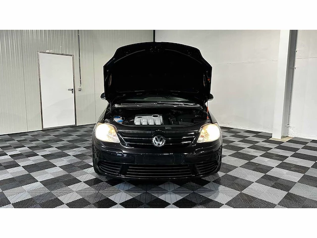 Volkswagen - golf - plus - personenauto - afbeelding 26 van  44