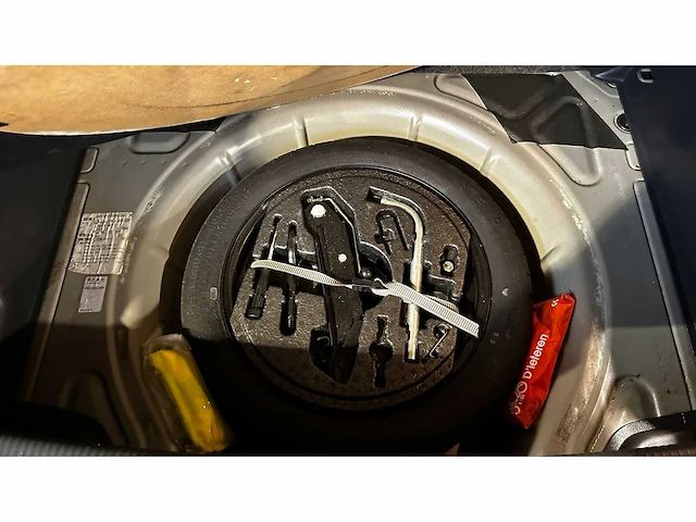 Volkswagen - golf - plus - personenauto - afbeelding 43 van  44