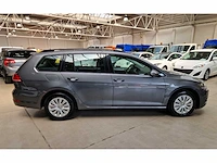 Volkswagen - golf - variant - car - 2017 - afbeelding 3 van  21