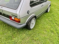Volkswagen - golf 1 - oldtimer - afbeelding 2 van  37
