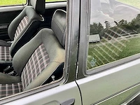 Volkswagen - golf 1 - oldtimer - afbeelding 6 van  37