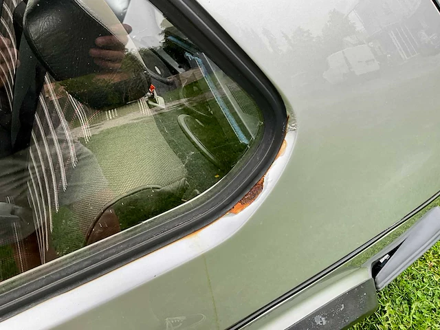 Volkswagen - golf 1 - oldtimer - afbeelding 7 van  37