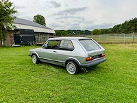 Volkswagen - golf 1 - oldtimer - afbeelding 23 van  37
