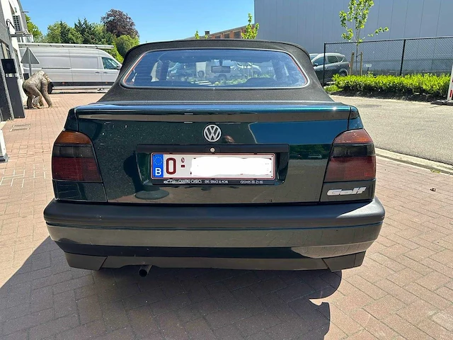 Volkswagen - golf cabrio - 1.8 benz. - oldtimer - afbeelding 15 van  16