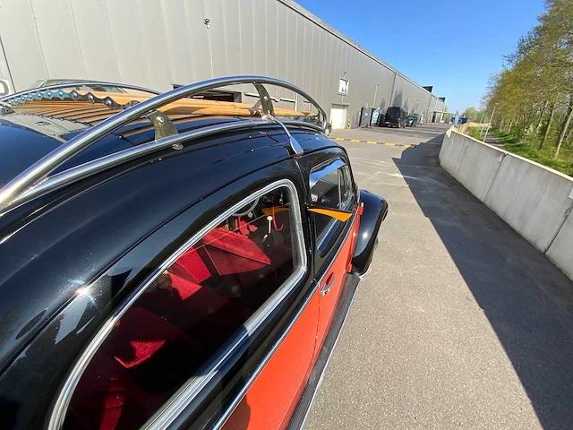 Volkswagen - kever - kever - oldtimer - afbeelding 22 van  43