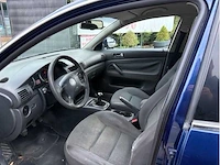 Volkswagen - passat variant - 1.9 tdi turijn - car - afbeelding 2 van  16