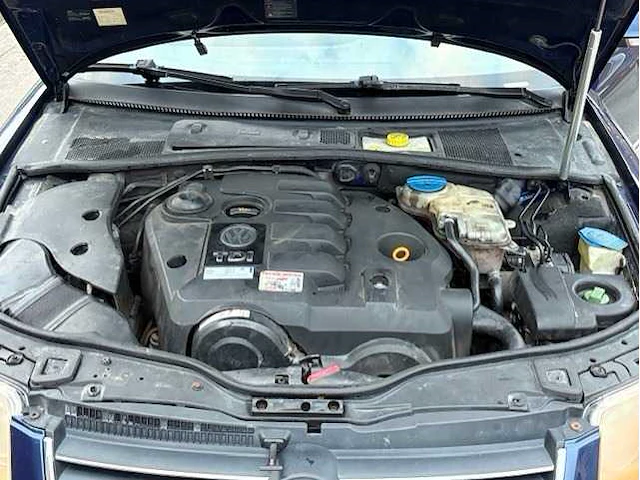 Volkswagen - passat variant - 1.9 tdi turijn - car - afbeelding 6 van  16