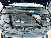 Volkswagen - passat variant - 1.9 tdi turijn - car - afbeelding 6 van  16