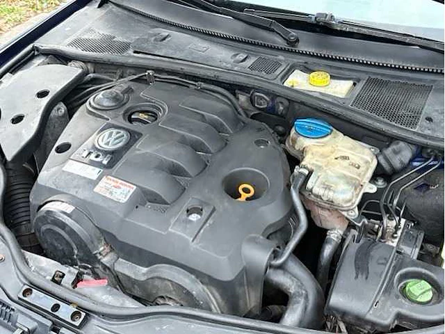 Volkswagen - passat variant - 1.9 tdi turijn - car - afbeelding 7 van  16