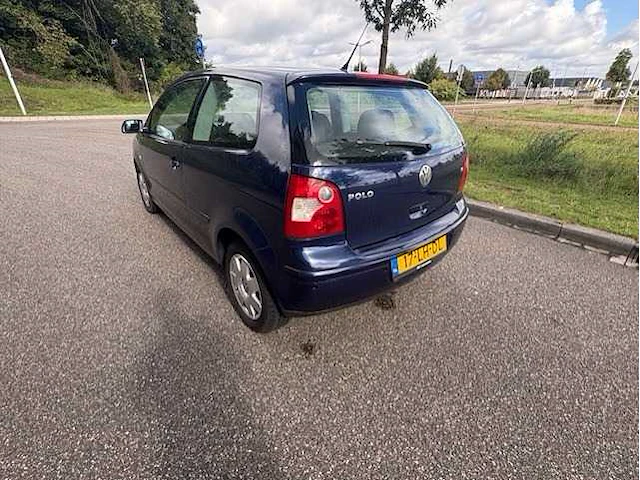 Volkswagen - polo - 1.4-16v highline - car - 2003 - afbeelding 10 van  17