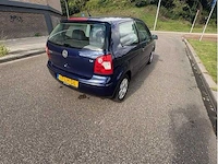 Volkswagen - polo - 1.4-16v highline - car - 2003 - afbeelding 8 van  17