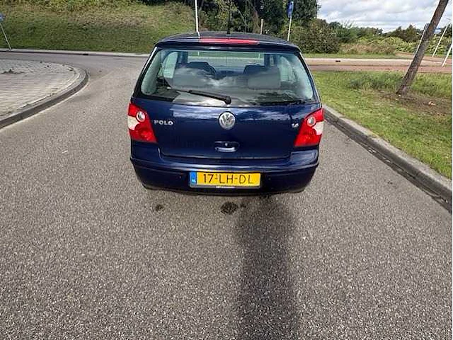 Volkswagen - polo - 1.4-16v highline - car - 2003 - afbeelding 9 van  17