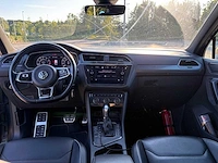 Volkswagen - tiguan - car - 2018 - afbeelding 3 van  33
