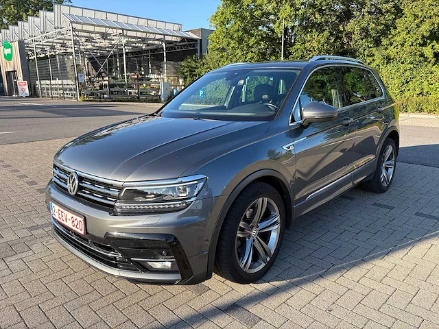 Volkswagen - tiguan - car - 2018 - afbeelding 1 van  33