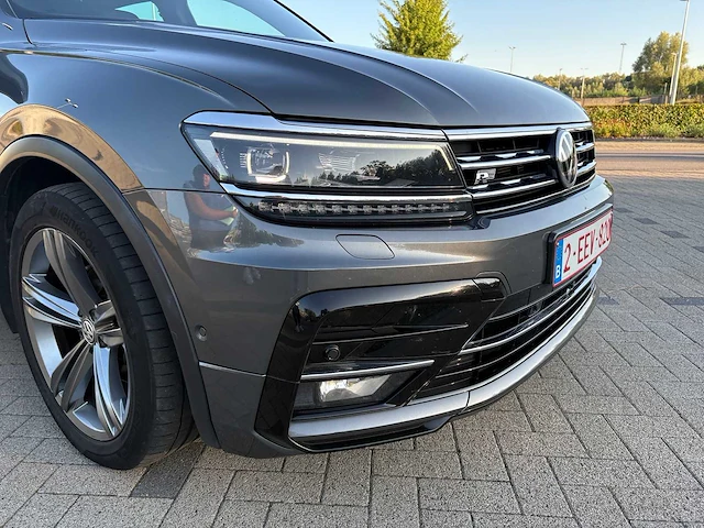 Volkswagen - tiguan - car - 2018 - afbeelding 20 van  33