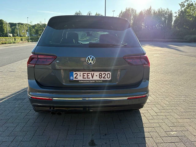 Volkswagen - tiguan - car - 2018 - afbeelding 28 van  33