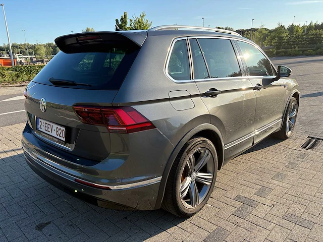 Volkswagen - tiguan - car - 2018 - afbeelding 29 van  33