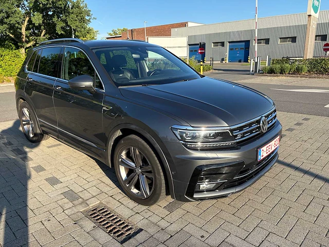 Volkswagen - tiguan - car - 2018 - afbeelding 31 van  33