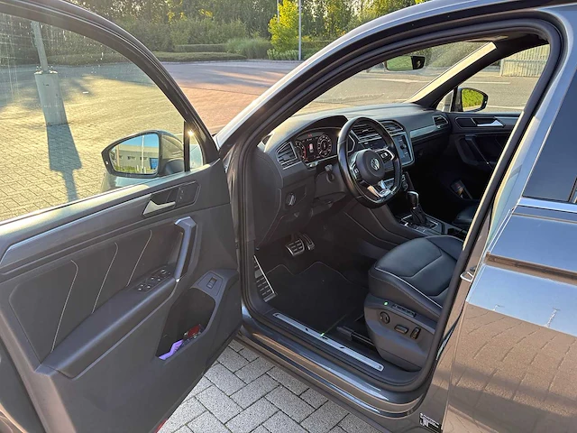Volkswagen - tiguan - car - 2018 - afbeelding 33 van  33