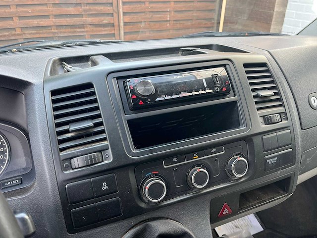 Volkswagen - transporter - van - afbeelding 16 van  18
