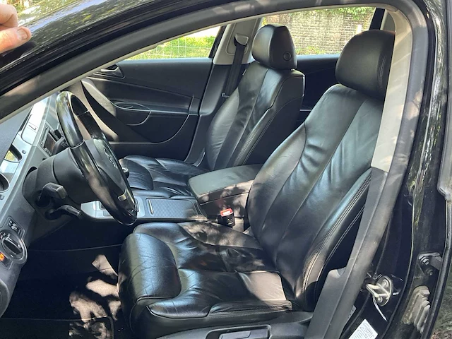 Volkswagen avant passat 1.6d leder navi personenauto - afbeelding 20 van  50