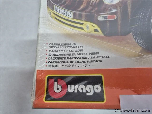 Volkswagen beetle 1:18 modelbouw metaal - afbeelding 2 van  3