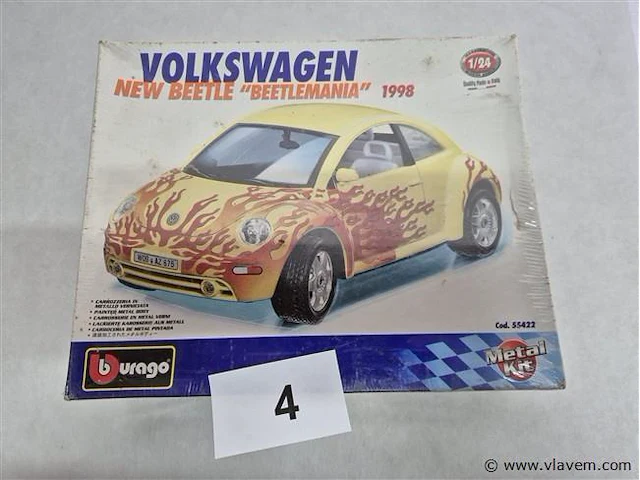 Volkswagen beetle 1:24 modelbouw metaal - afbeelding 1 van  3