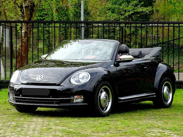 Volkswagen beetle cabrio 50's edition 1.6 tdi - afbeelding 1 van  52