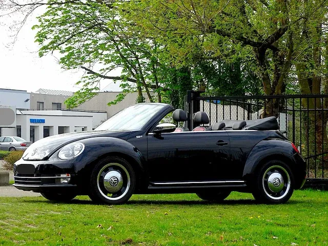 Volkswagen beetle cabrio 50's edition 1.6 tdi - afbeelding 12 van  52