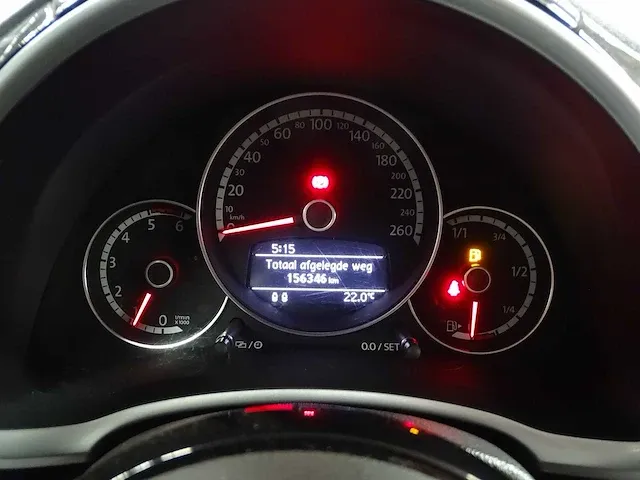 Volkswagen beetle cabrio 50's edition 1.6 tdi - afbeelding 32 van  52