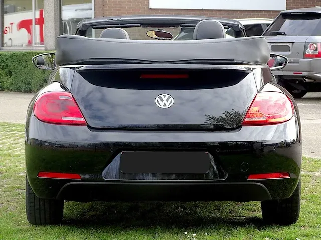 Volkswagen beetle cabrio 50's edition 1.6 tdi - afbeelding 34 van  52