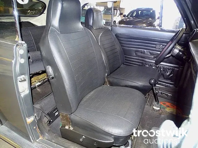 Volkswagen beetle / kever cabriolet karmann 1.6 - afbeelding 22 van  42