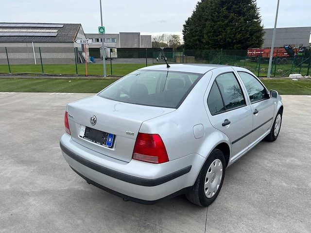 Volkswagen bora - 2003 - afbeelding 18 van  20