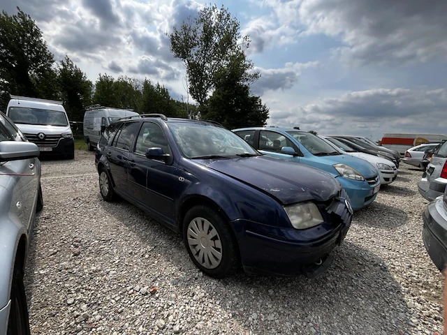 Volkswagen bora - afbeelding 8 van  14