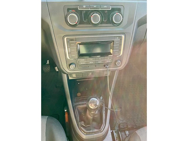 Volkswagen caddy 2.0 tdi 2017 - cruise control en airco - afbeelding 18 van  35