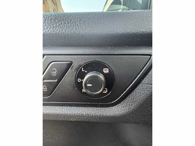 Volkswagen caddy 2.0 tsi - afbeelding 16 van  28