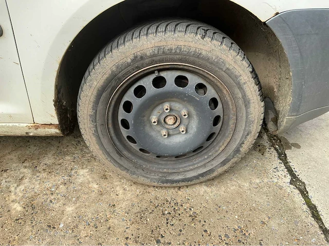 Volkswagen caddy auto uit 2004 - afbeelding 4 van  33