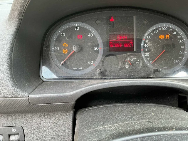 Volkswagen caddy auto uit 2004 - afbeelding 7 van  33