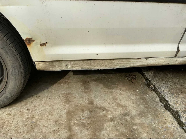 Volkswagen caddy auto uit 2004 - afbeelding 17 van  33